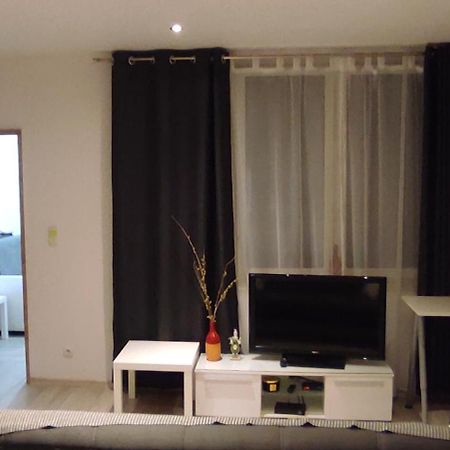 City Center Apartment 45M, 1 Bedroom And 1 Living Room With Kitchen Plus Bathroom, A Perfect Family Friendly Place Or For Home Office And A Longer Stay, A Proper Office Desk With Business Chair Provided, 100M From Market Square And Vistula River Grudziądz Eksteriør bilde